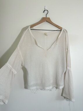 Free People - Women's Cream Waffle Knit Top **VERY FADED AND STAINED**